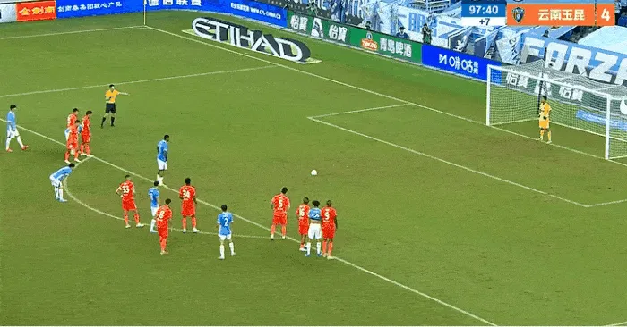 华体会APP-韦斯利节奏助跑，骗过门将打进，新鹏城3-4玉昆